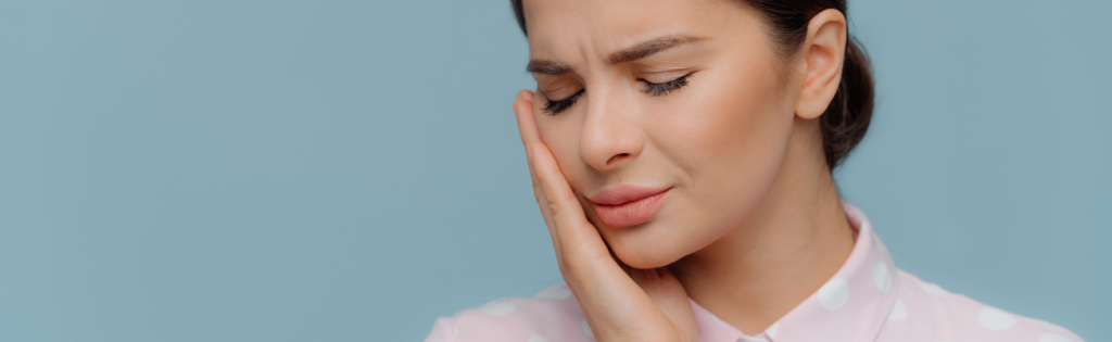 Post-treatment discomfort on client’s face after non-surgical aesthetic care.

