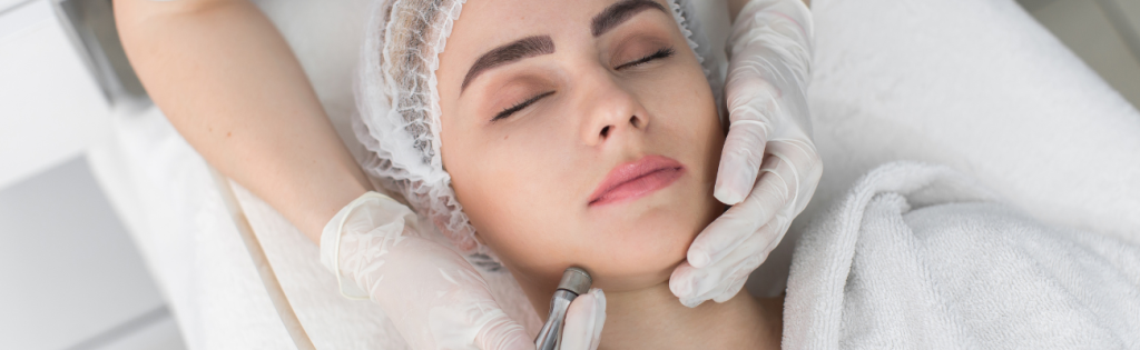 The Shocking Truth Revealed: Why Celebrities are Secretly Turning to Non-Surgical Aesthetic Treatments 2 BLOGS 35