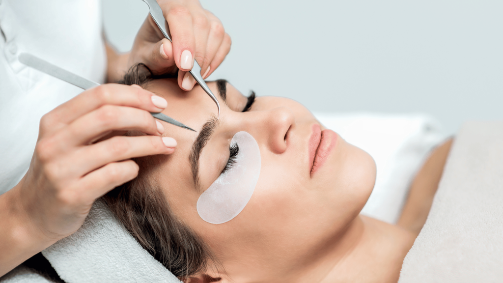 Faces | Maintaining Eyelash Extensions in the Summer 1 FACES CONSENT IMAGE 12