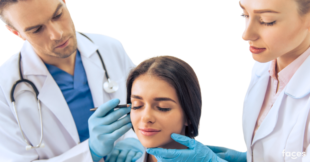 Top 7 Insurance Plans for Plastic Surgeons: A Must-Read Guide 2 Discover the top 7 insurance benefits crucial for plastic surgeons. Ensure your practice's safety and avoid risks with the right coverage.