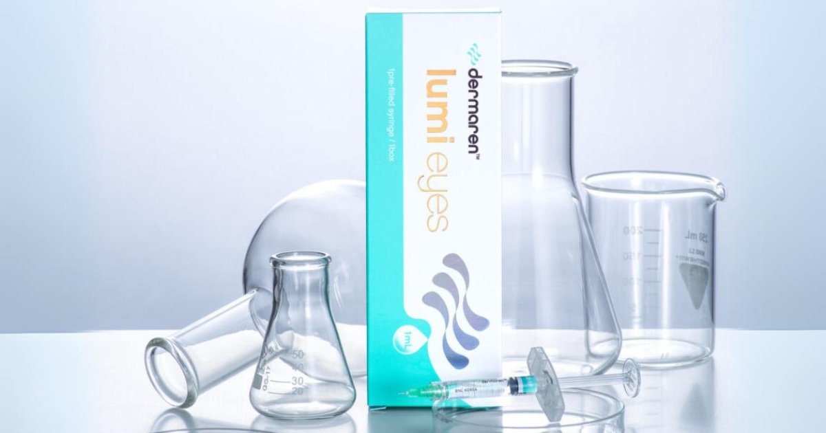 Does Lumi Eyes Work? Here's 3 Reasons Why It Works! 2 lumi eyes with flask