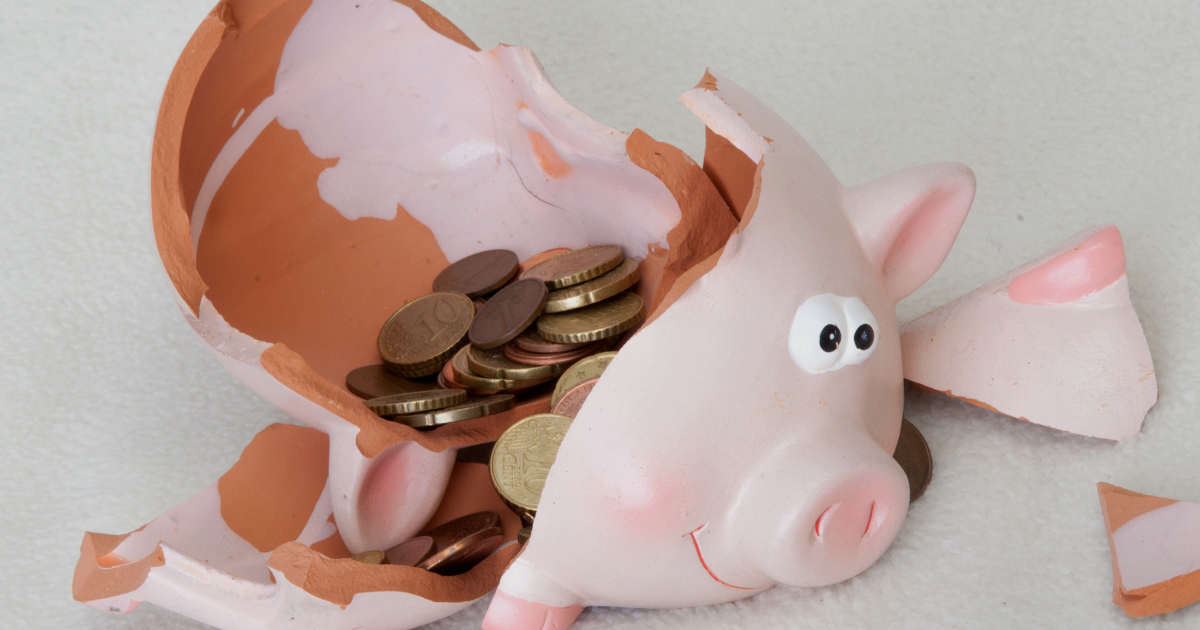 Payment Plans Are Bad, But Is Cash Actually Worse? 1 Picture of a broken piggy bank